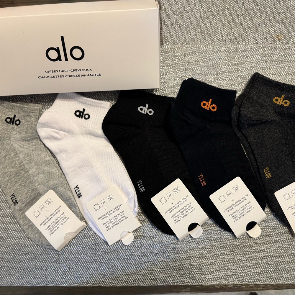 ALO Yoga Unisex Crew Socks - Gray, White, Black, Dark Gray